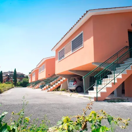 Rose Garden Park -lily- Apartamento Roma